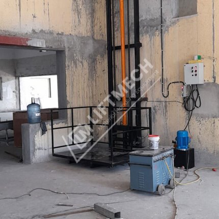 Hydraulic Goods Lift